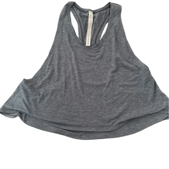 Lululemon wild wish tank- blue - like new - size 8 - Picture 2 of 9